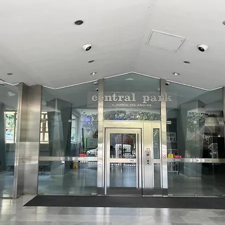 Apartment Centre De *